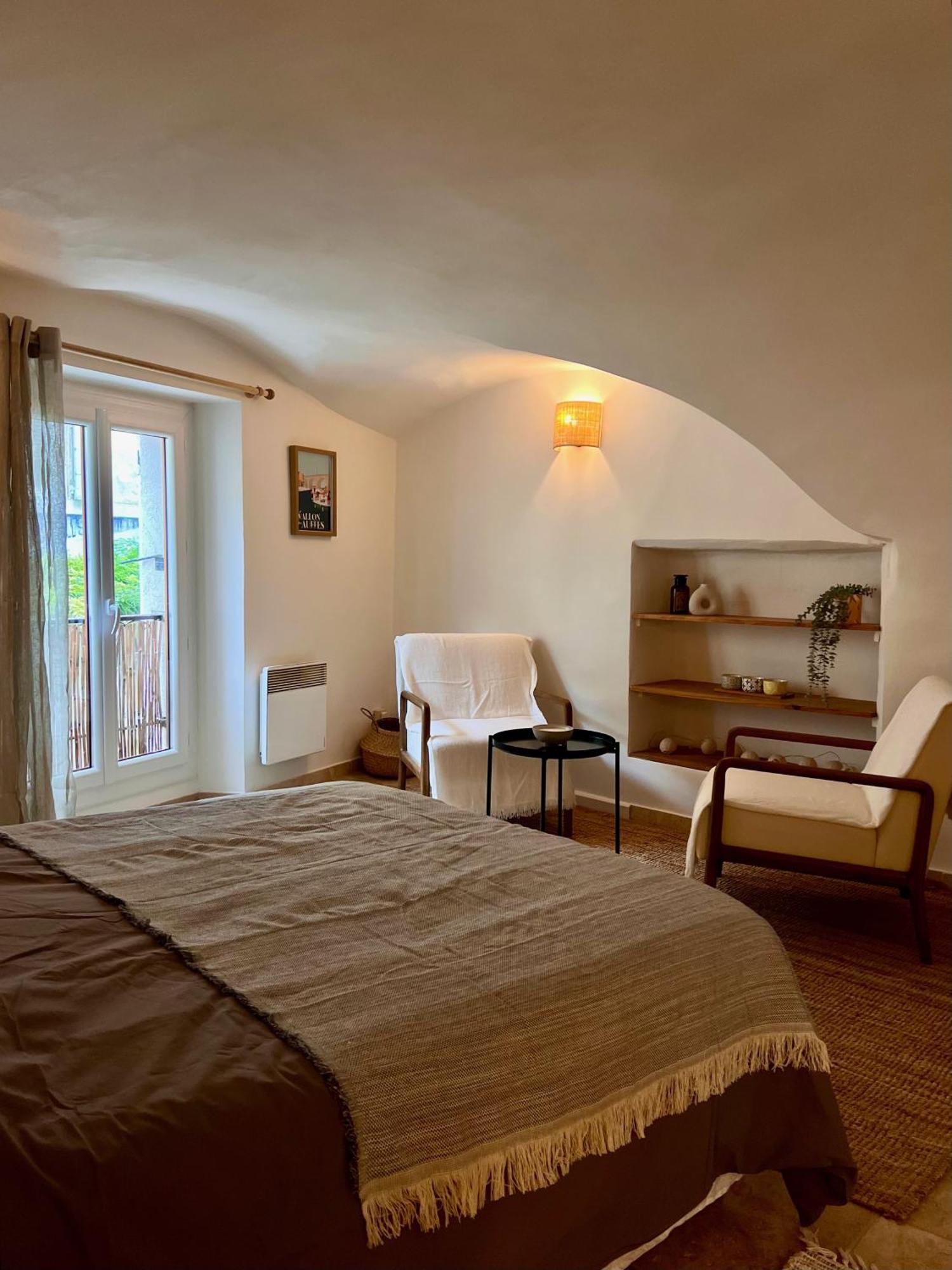 Apartamento Coeur Du Luberon Lourmarin Exterior foto